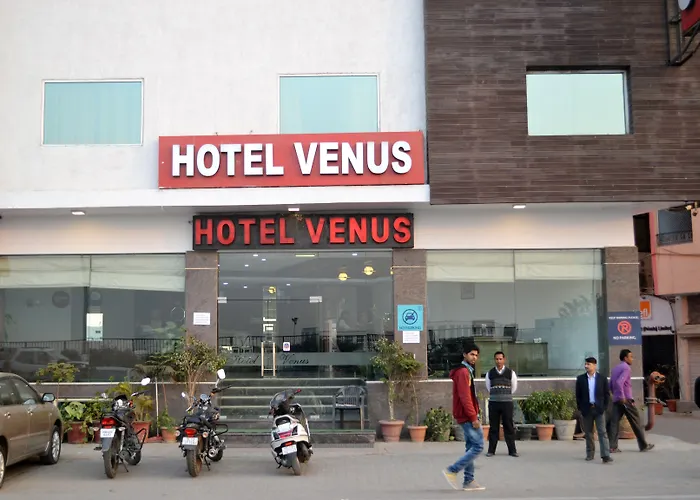 Hotel Smart Inn Mahipalpur Delhi Airport New Delhi